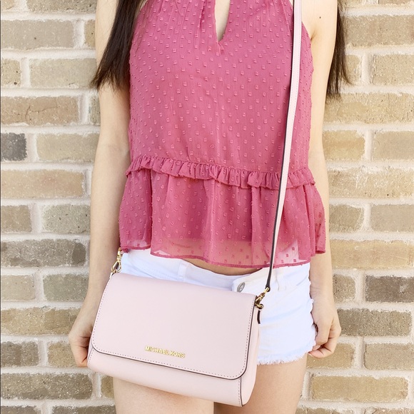 Gaby’sBags👜💕-Michael Kors medium crossbody pink - Picture 2 of 4